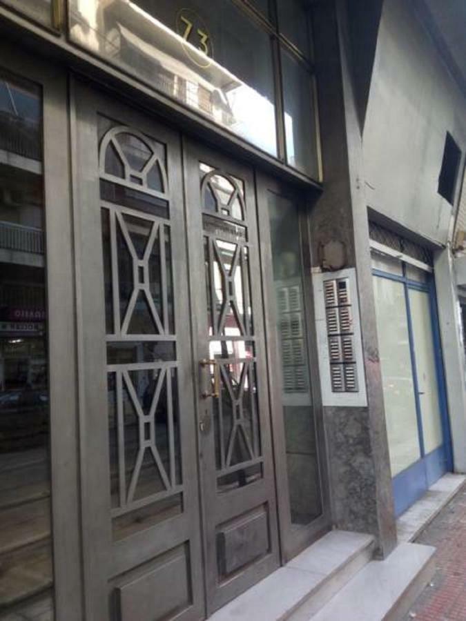 Comfortable Inexpensive Apartmets Near Metro Athens Luaran gambar