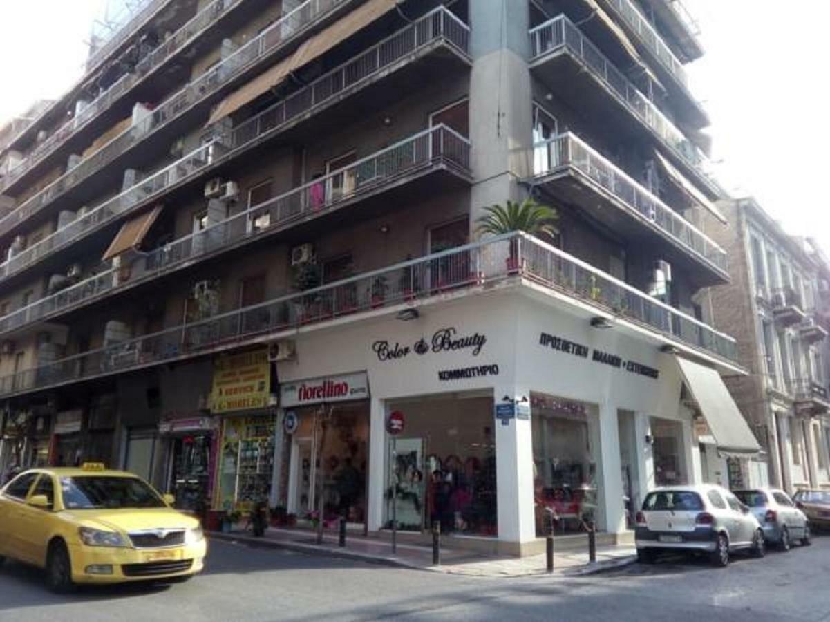 Comfortable Inexpensive Apartmets Near Metro Athens Luaran gambar